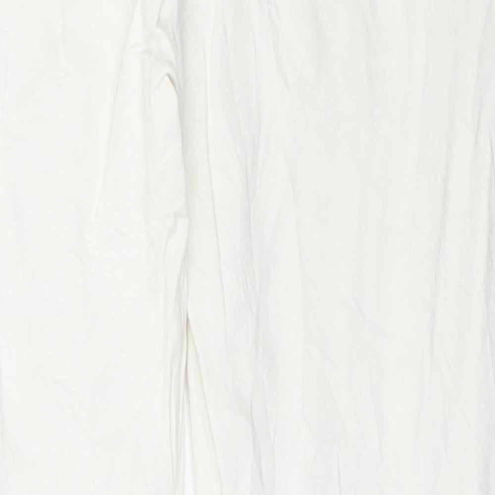 Preworn Womens White  Denim Straight Jeans Size 28 L26 in