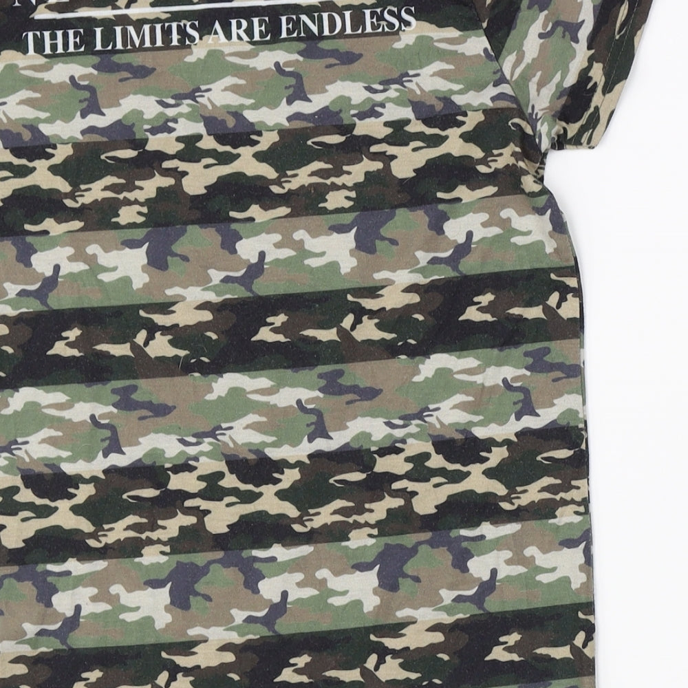 Primark Boys Green Camouflage  Basic T-Shirt Size 9-10 Years