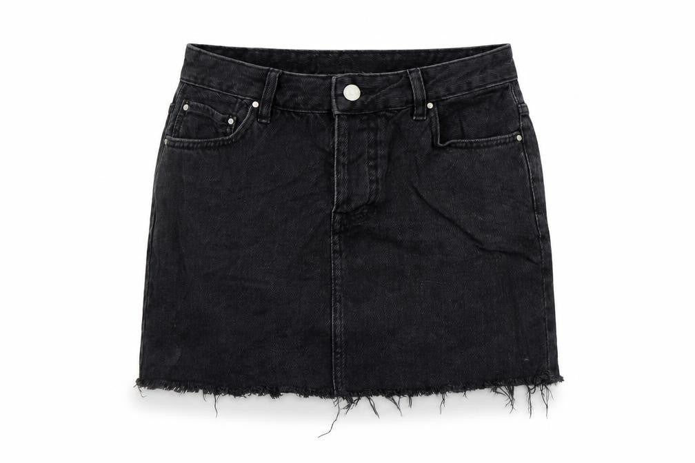 Front view of ASOS women’s grey a-line skirt, size UK 8