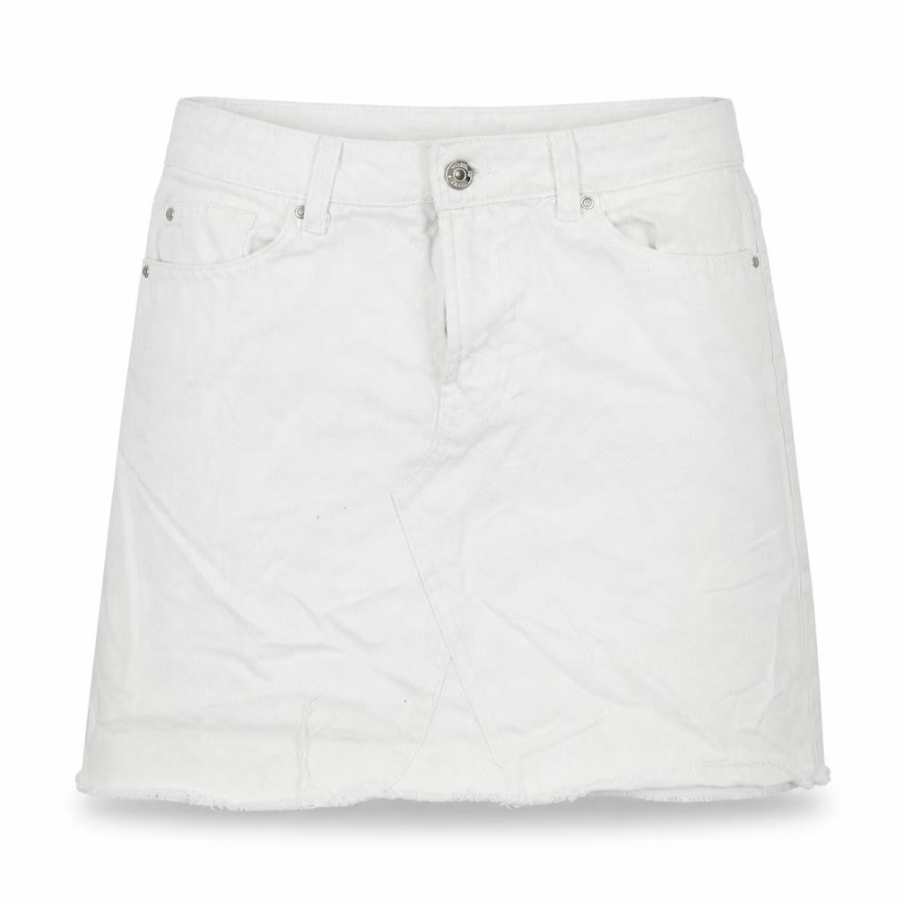 Front view of Denim & Co. women’s white a-line skirt, size UK 10