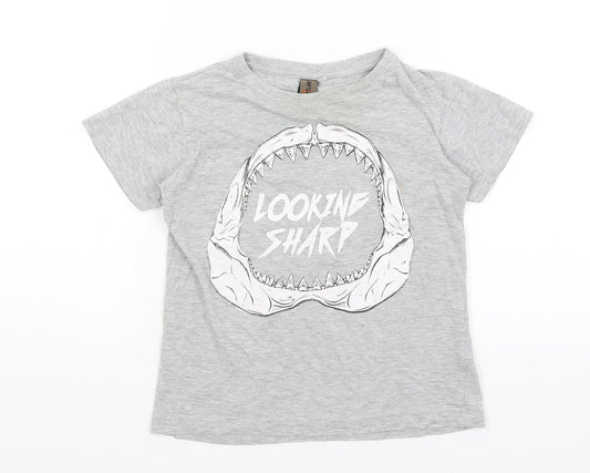 Urban Outlaws Boys Grey   Basic T-Shirt Size 7-8 Years  - Looking Sharp