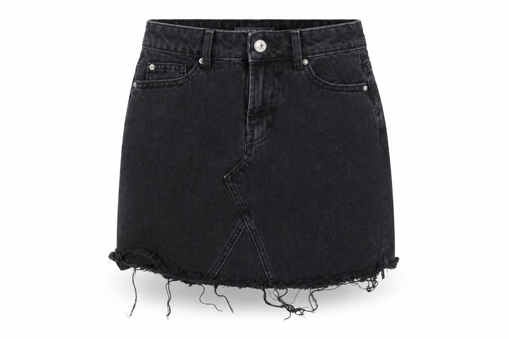 Front view of Denim & Co. women’s black a-line skirt, size UK 6