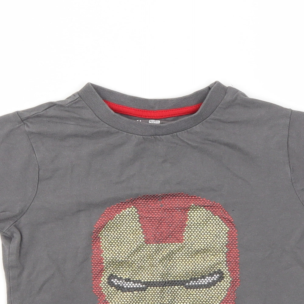 Avenger Boys Grey Geometric  Basic T-Shirt Size 5 Years