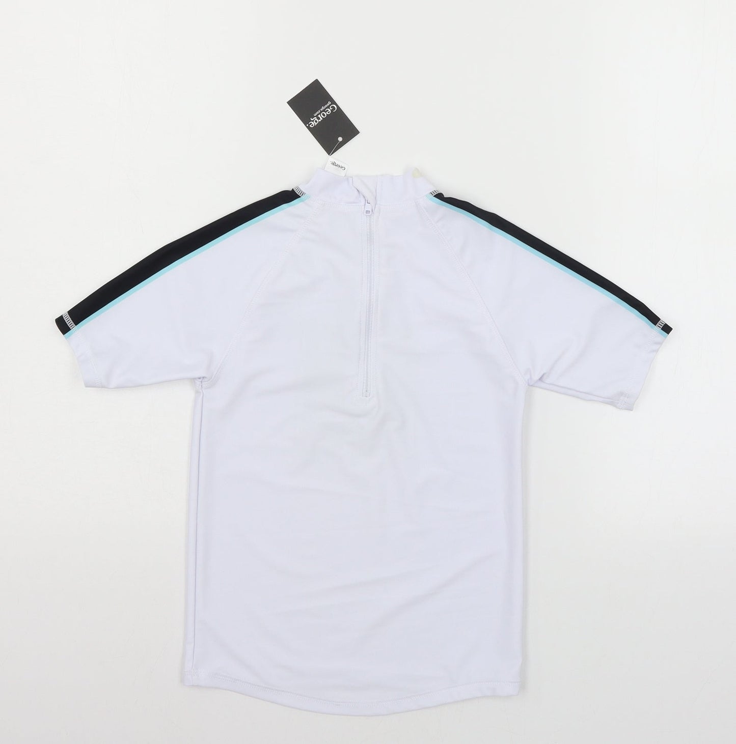 George Boys White   Basic T-Shirt Size 6-7 Years  - Surf top