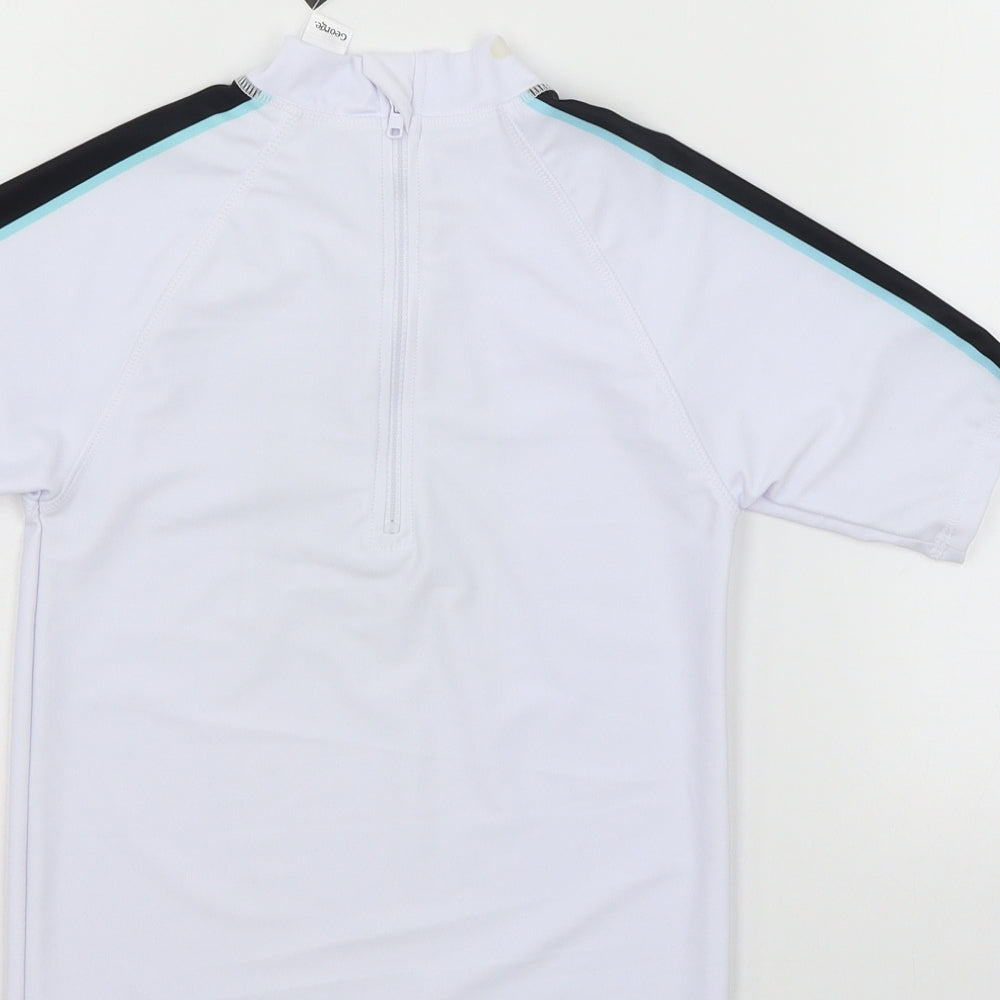 George Boys White   Basic T-Shirt Size 6-7 Years  - Surf top