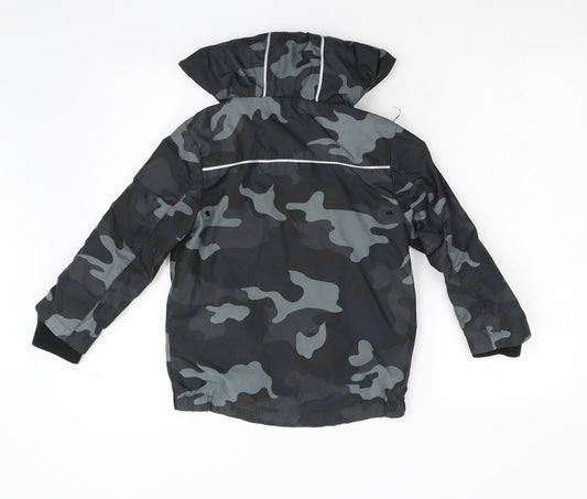 Urban Girls Multicoloured Camouflage  Anorak Jacket Size 6-7 Years