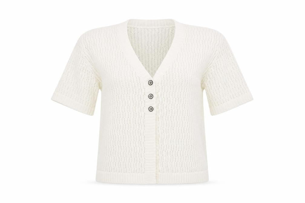 Front view of CHIC women’s white cardigan jumper, size M