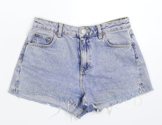 Front view of Denim & Co. women’s blue denim hot pants shorts, size UK 8