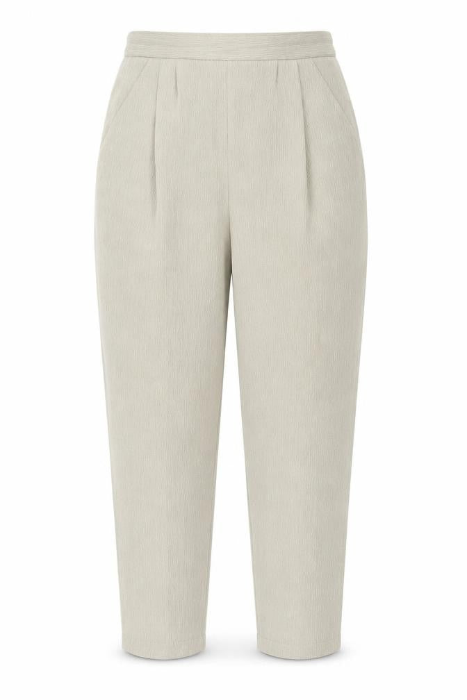Front view of C&A women’s beige capri trousers, size UK 14, 26-inch leg