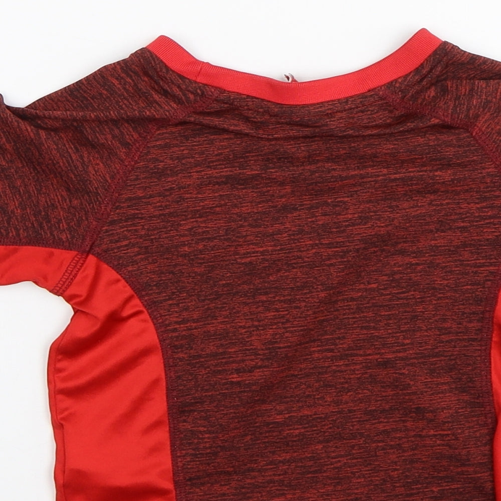 Liverpool FC Boys Red   Basic T-Shirt Size 3-4 Years
