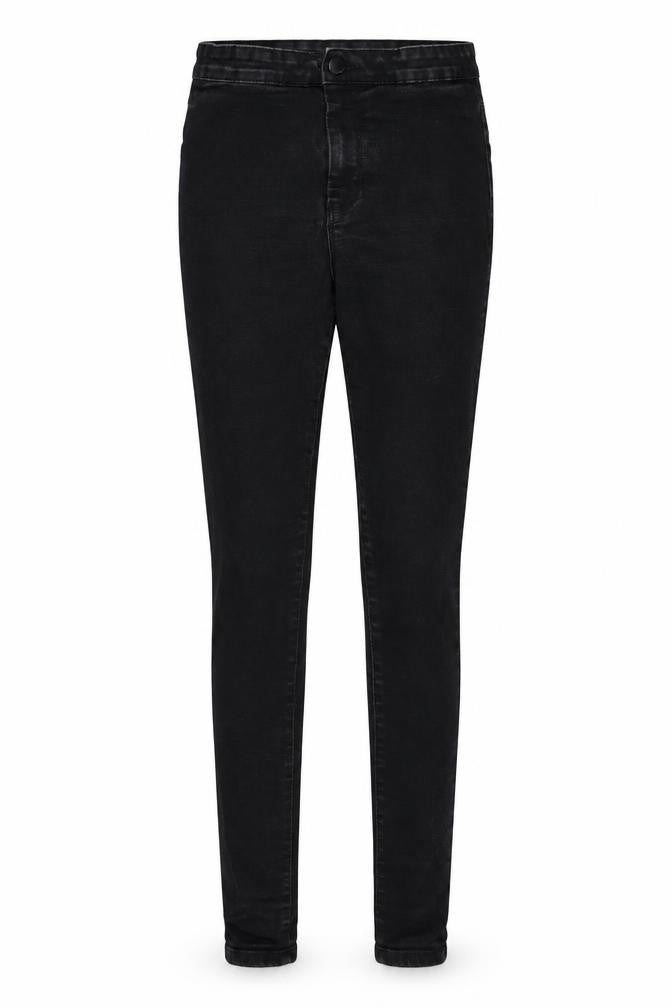 Front view of Denim & Co. women’s black denim skinny jeans, size UK 12, 30-inch leg