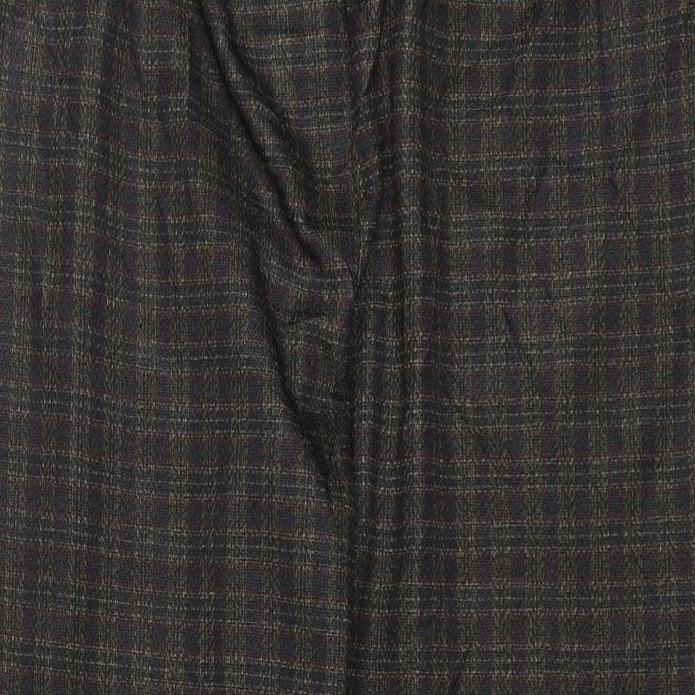 Preworn Womens Green Plaid  Capri Trousers Size 20 L27 in