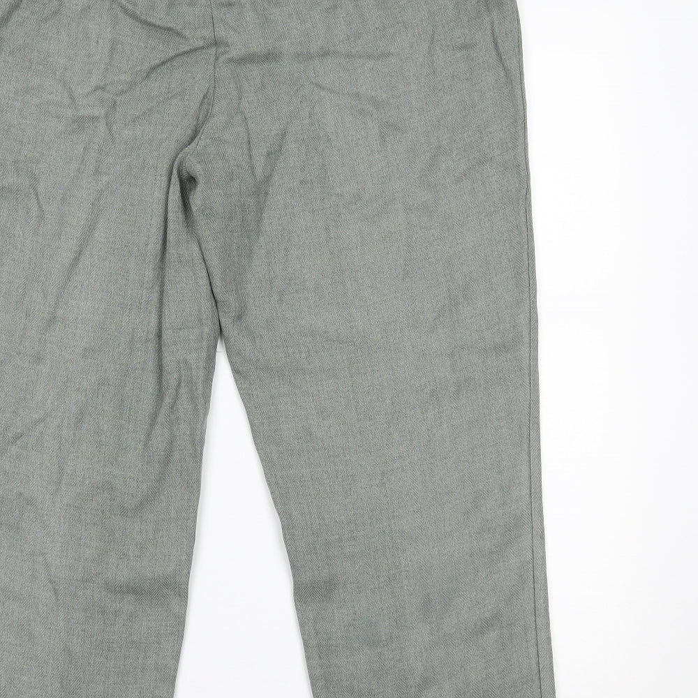 BM Womens Green   Trousers  Size 18 L24 in