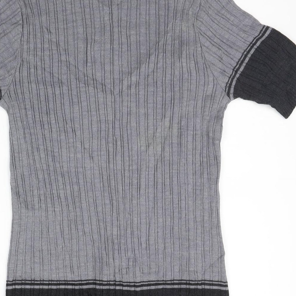nina varese Womens Grey Geometric  Basic T-Shirt Size M