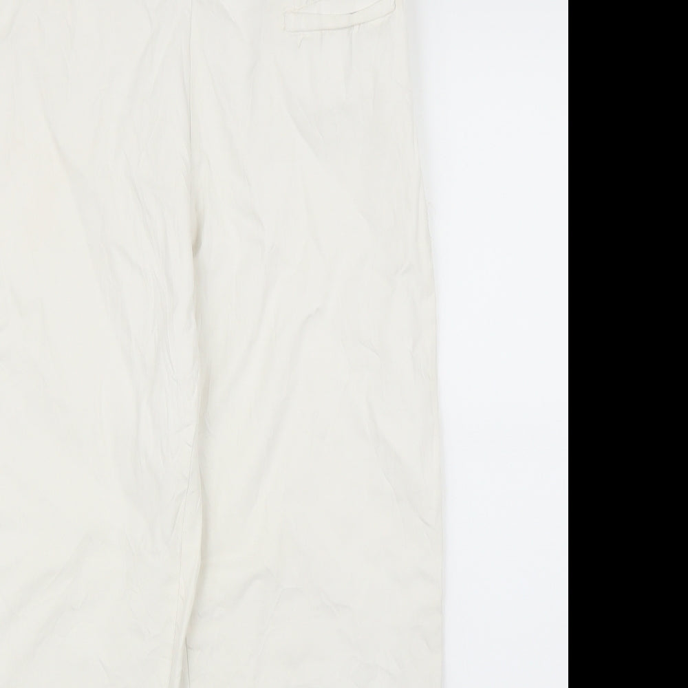 Preworn Womens White   Capri Trousers Size M L24 in