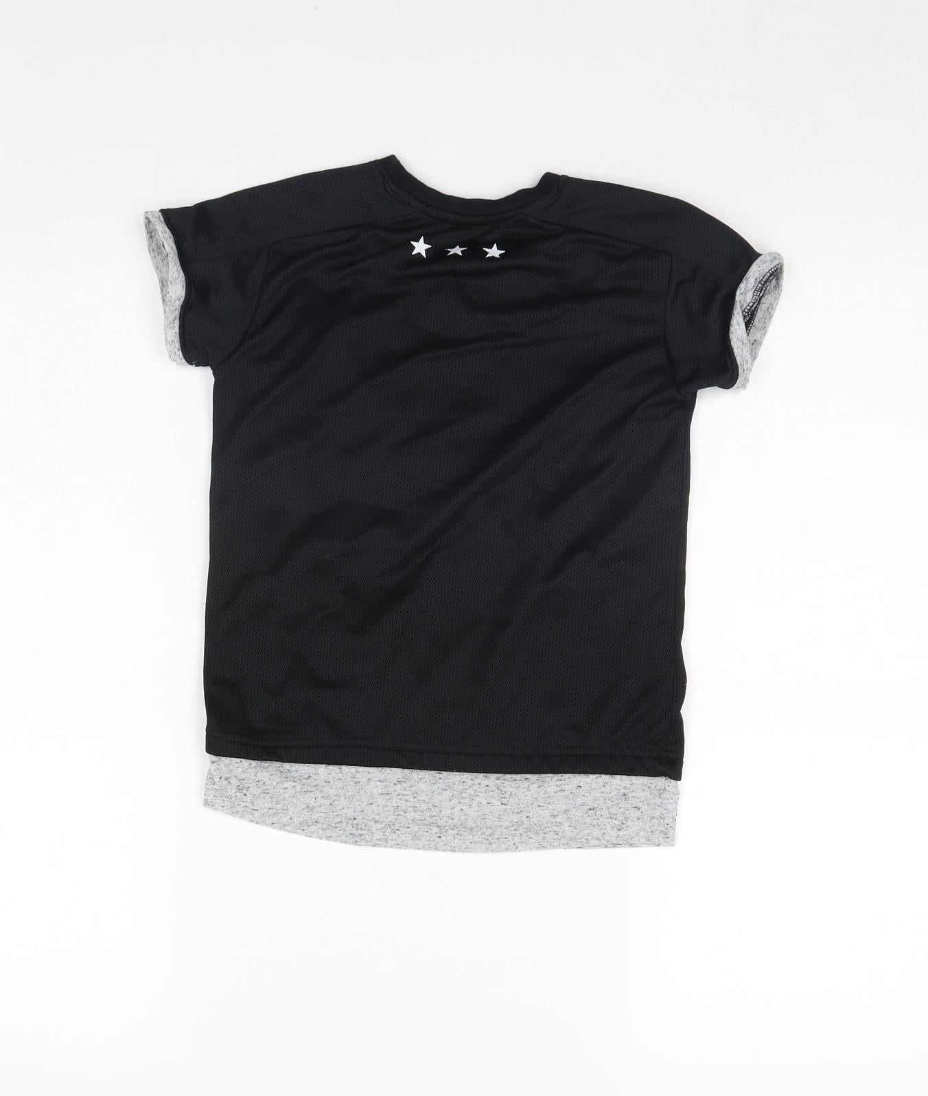 Primark Boys Black   Basic T-Shirt Size 5 Years