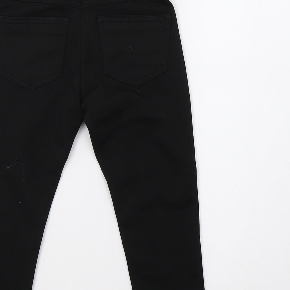 Preworn Girls Black   Pedal Pusher Trousers Size 4-5 Years