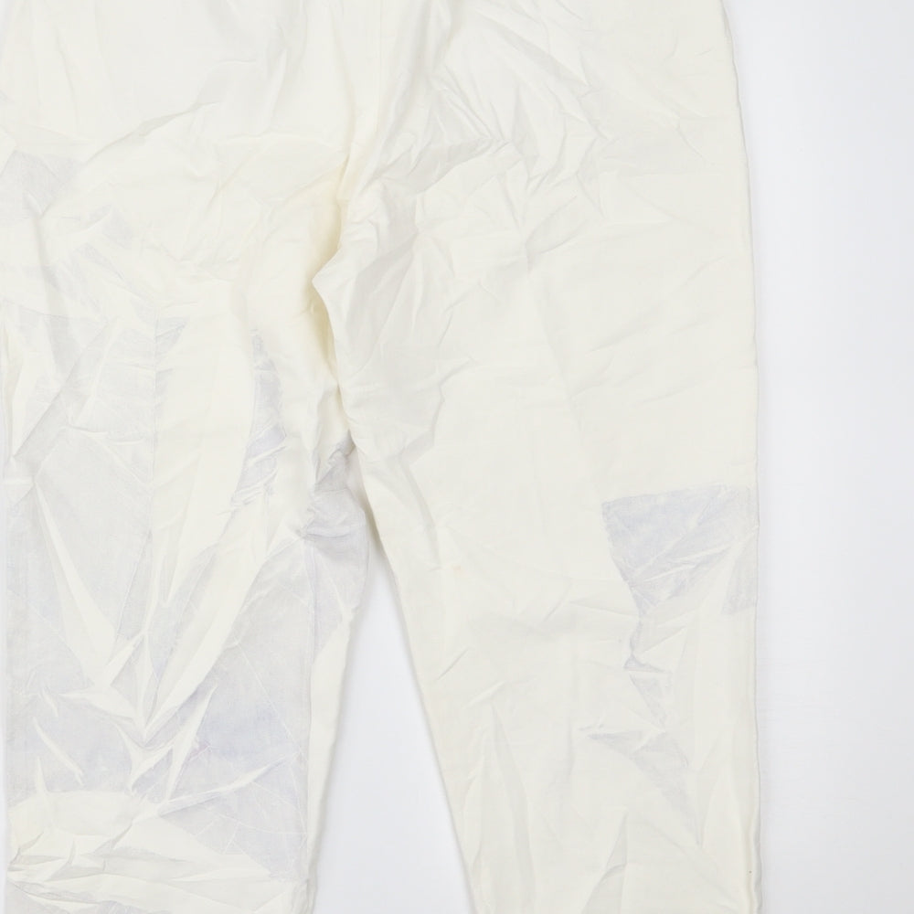 Lakeland Womens Ivory   Cropped Trousers Size 12 L21 in