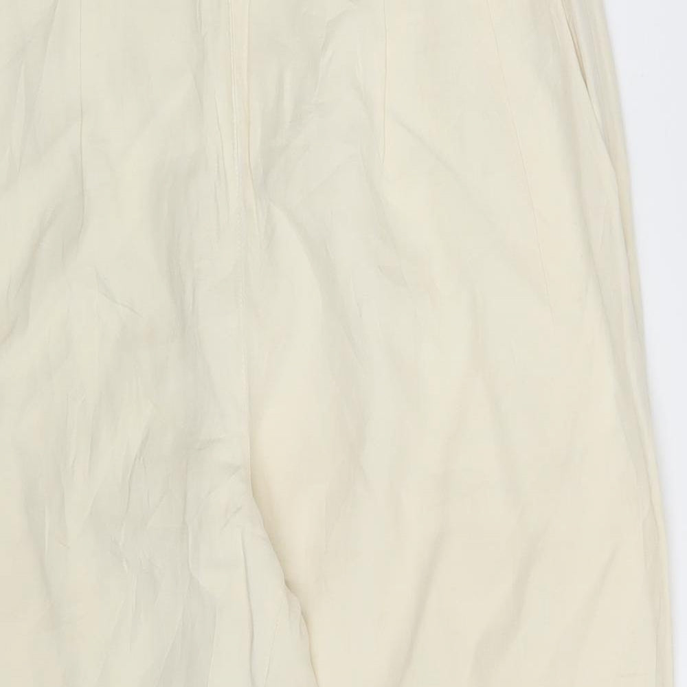 Preworn Womens Ivory   Trousers  Size 26 in L23 in