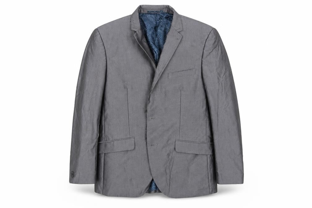 Front view of Taylor & Wright men’s grey jacket suit jacket
