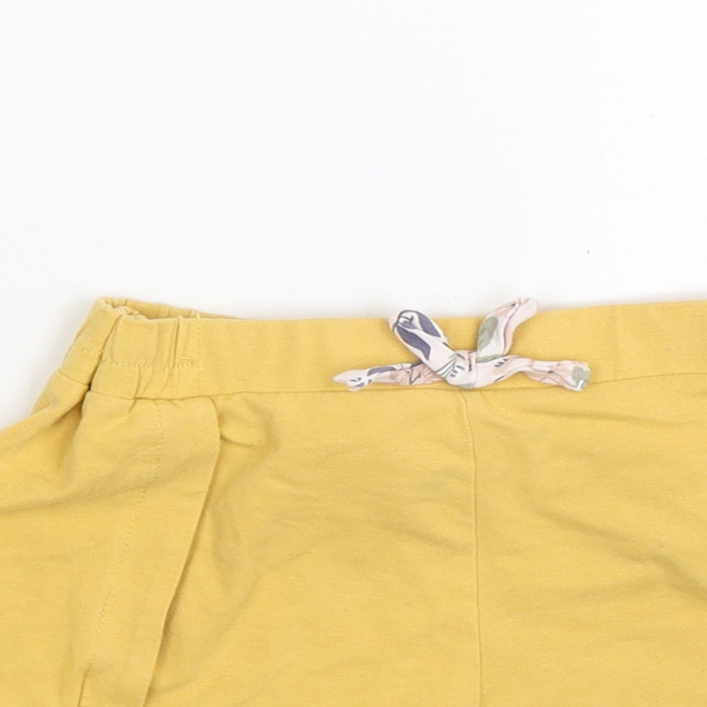 Tommy Bahama Girls Yellow   Sweat Shorts Size 2-3 Years