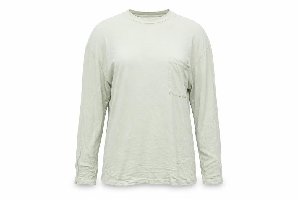 Front view of ASOS women’s green basic t-shirt, size XS