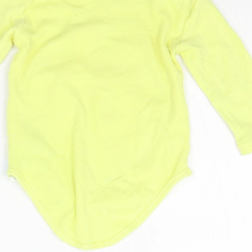 eplus m Baby Yellow   Basic T-Shirt Size 9-12 Months  - mini mouse
