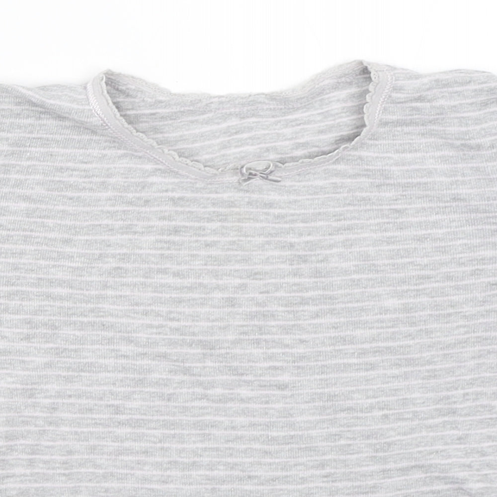 Primark Girls Grey   Basic T-Shirt Size 5-6 Years