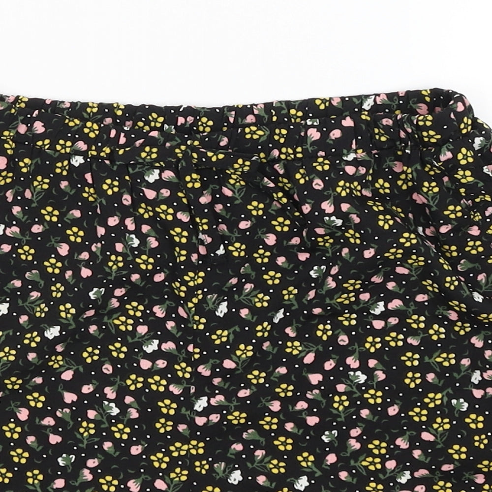 Primark Girls Black Floral  Hot Pants Shorts Size 10-11 Years