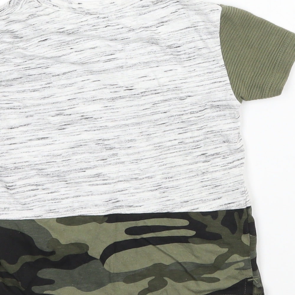 Primark Baby Green Camouflage  Basic T-Shirt Size 18-24 Months