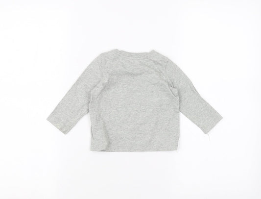 Gap Baby Grey   Basic T-Shirt Size 6-9 Months