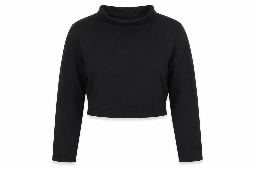 Front view of Missguided women’s black cropped t-shirt, size M