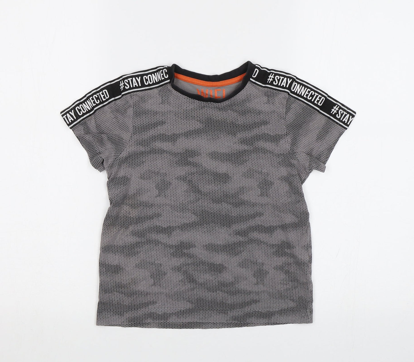 Matalan Boys Grey Camouflage  Basic T-Shirt Size 7 Years