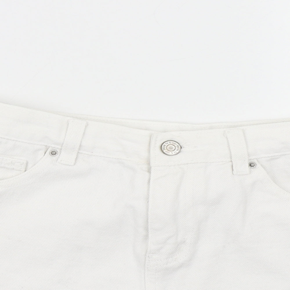 Jeans Womens White  Denim Hot Pants Shorts Size M