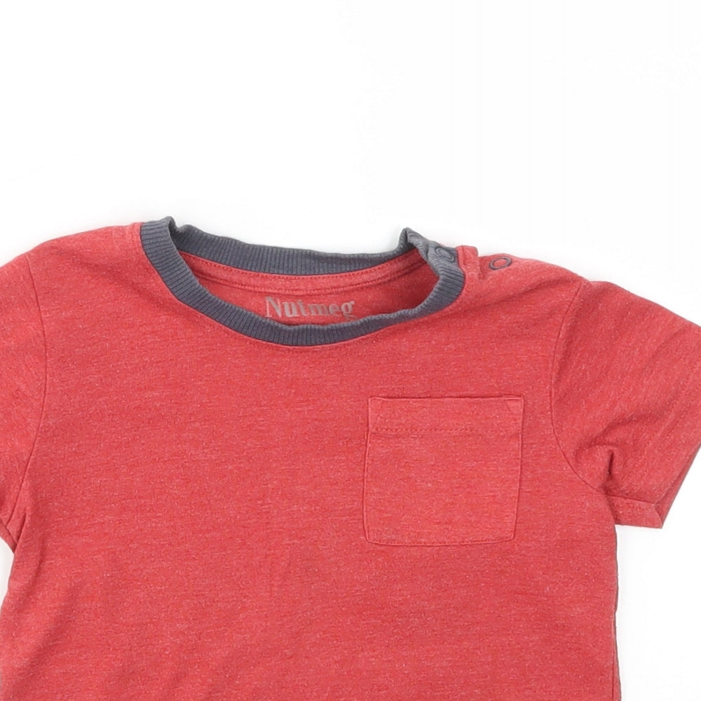 Nutmeg Boys Red   Basic T-Shirt Size 2-3 Years