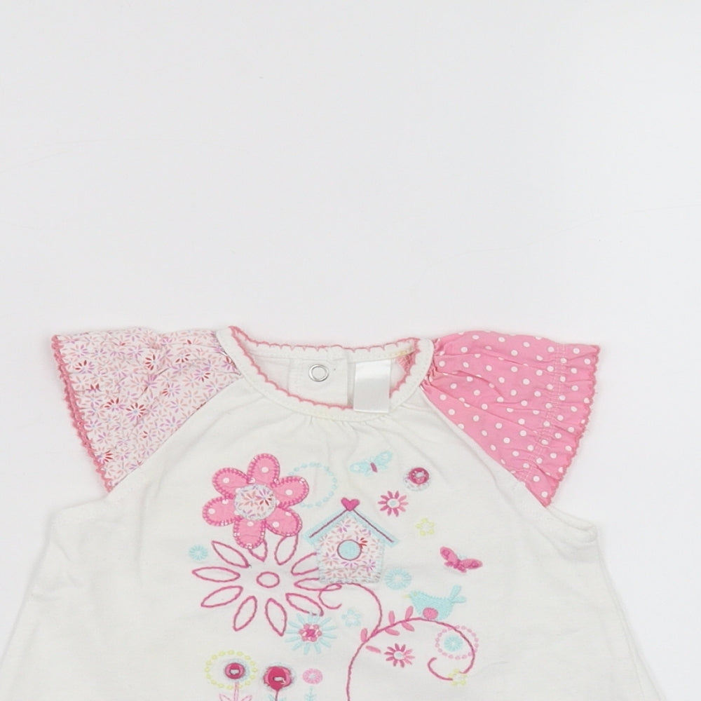 cool club Baby White   Basic T-Shirt Size 6-9 Months