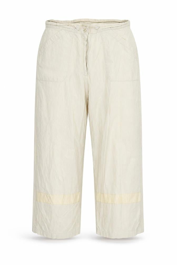 Preworn Womens Beige   Cropped Trousers Size 32 in L25 in