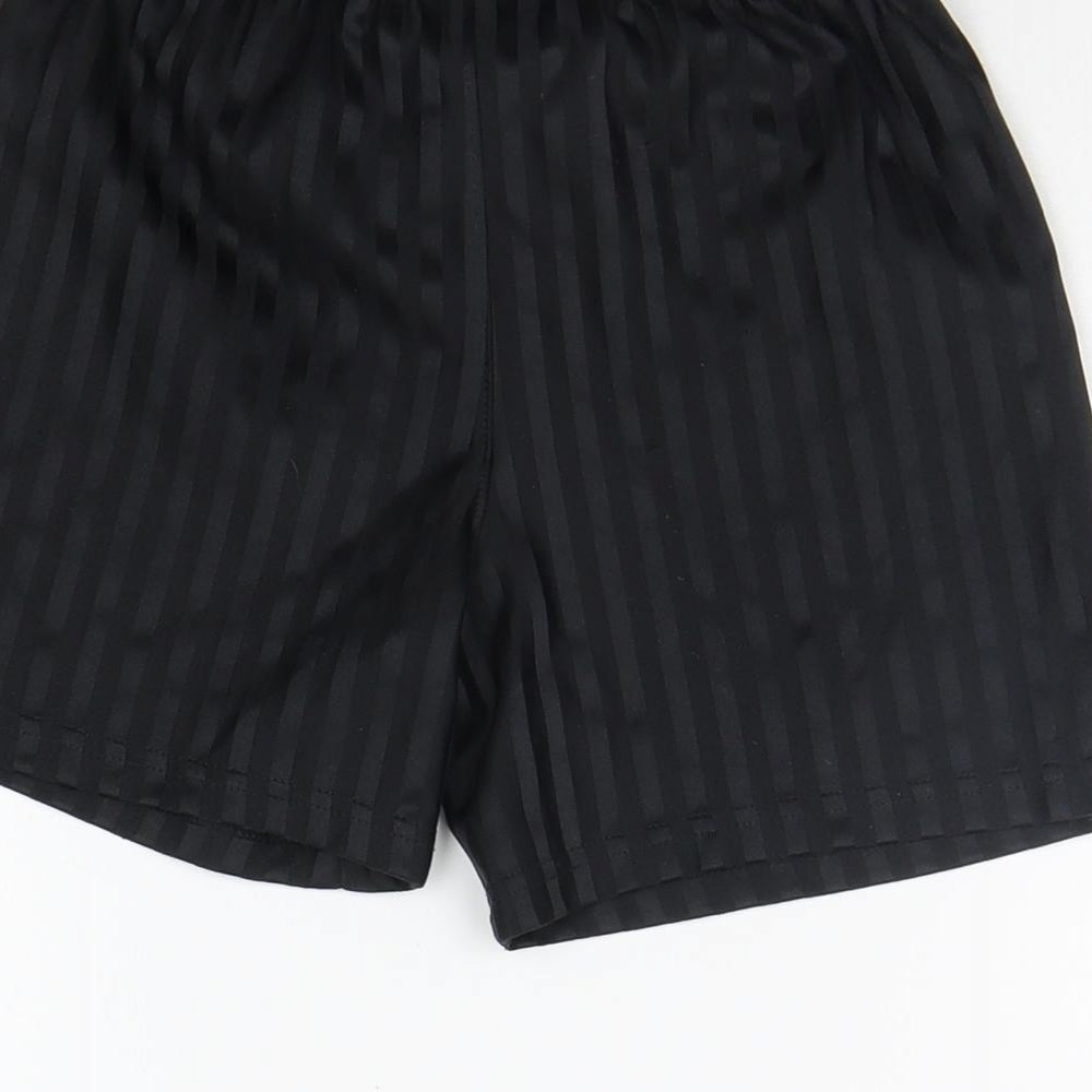 George Boys Black   Sweat Shorts Size 6-7 Years