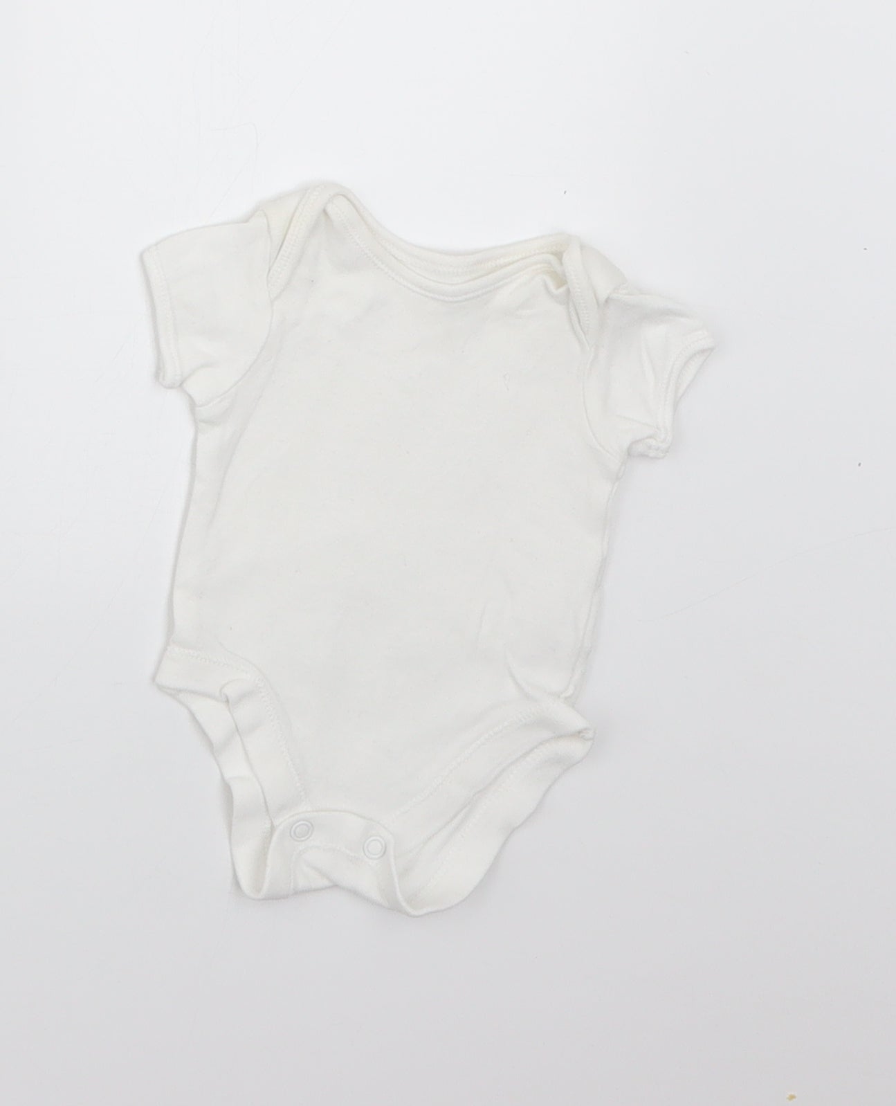 George Baby White   Babygrow One-Piece Size Newborn