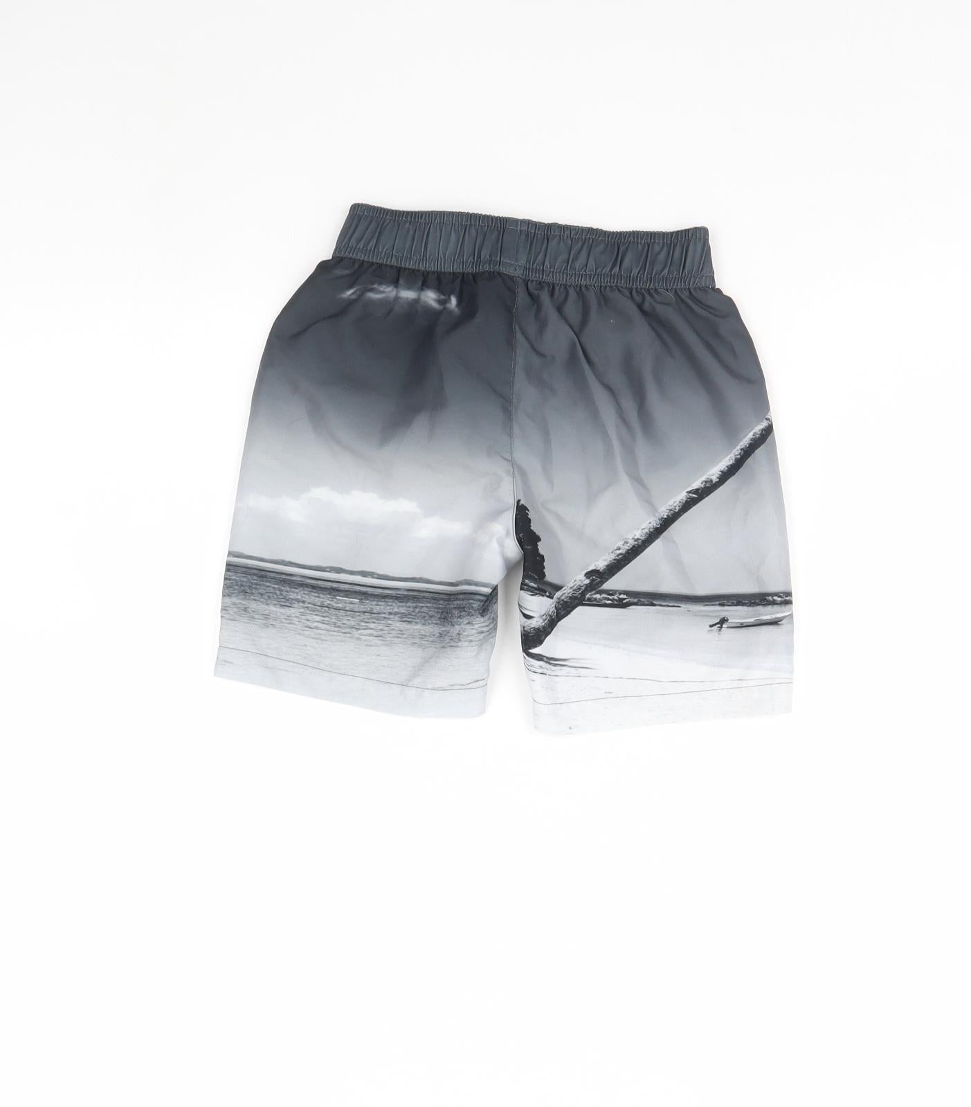 Urban outlaws Boys Multicoloured   Sweat Shorts Size 6 Years - Beach