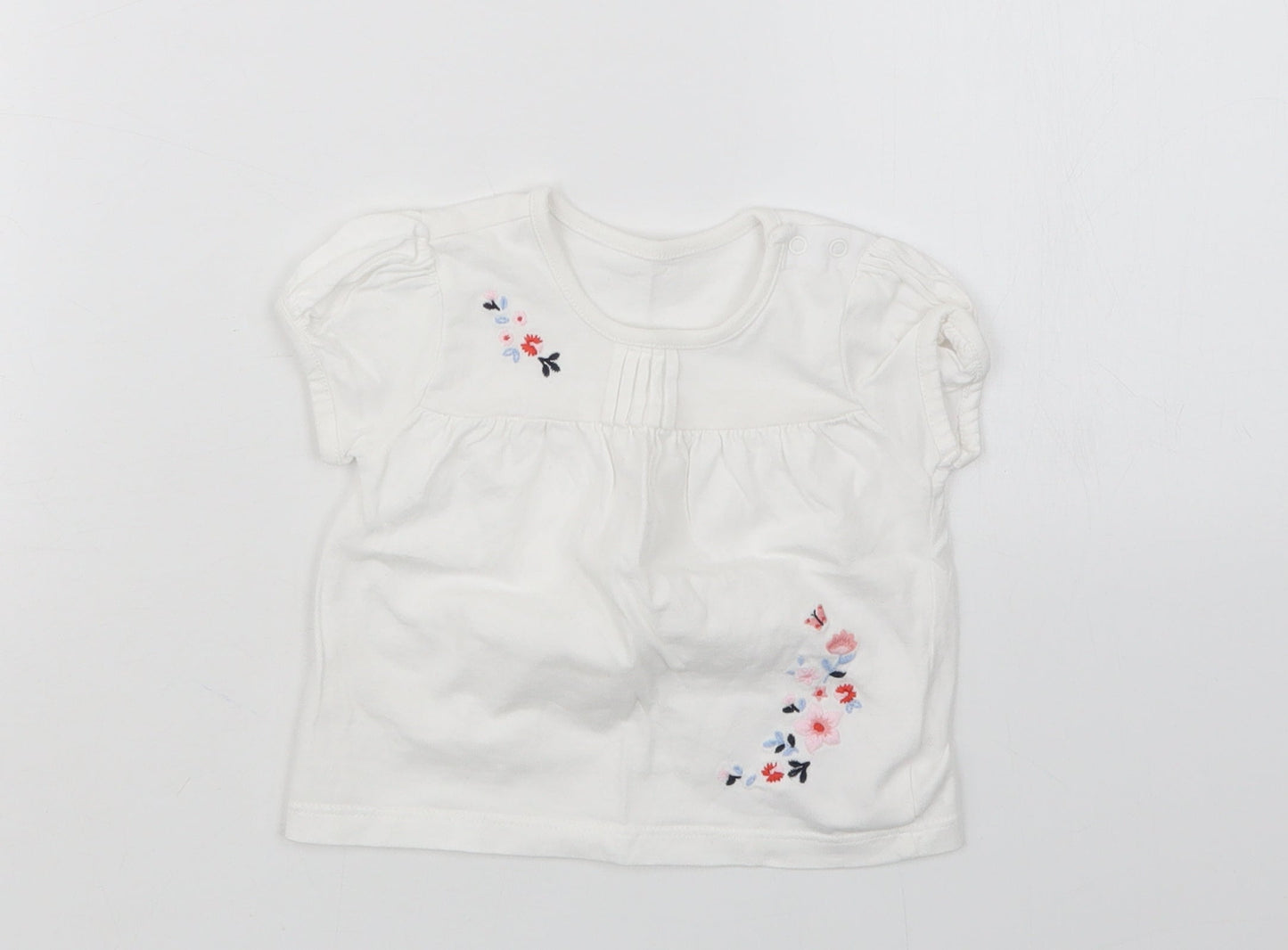 Nutmeg Girls White   Basic T-Shirt Size 3-6 Months