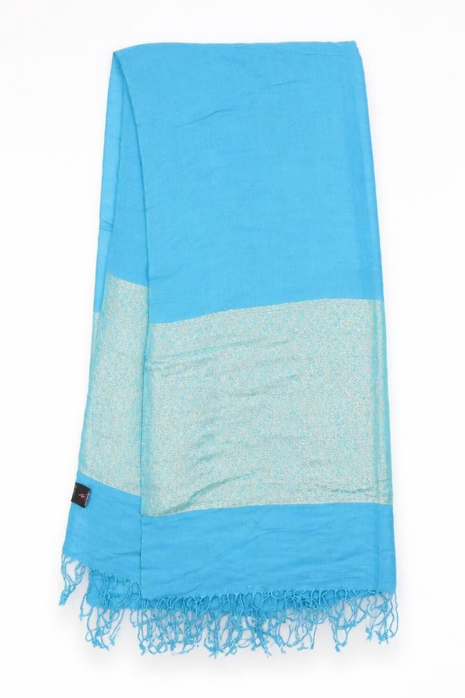 Preworn Womens Blue Paisley   Shawl/Wrap