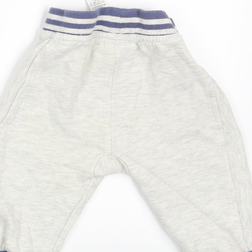 George Boys White   Jogger Leggings Size 6-9 Months  - Waist 14in; Inside  leg 7in