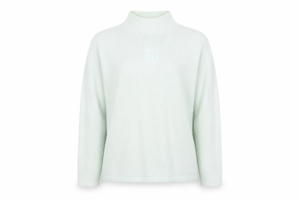 Front view of Missguided women’s green jumper, size UK 10