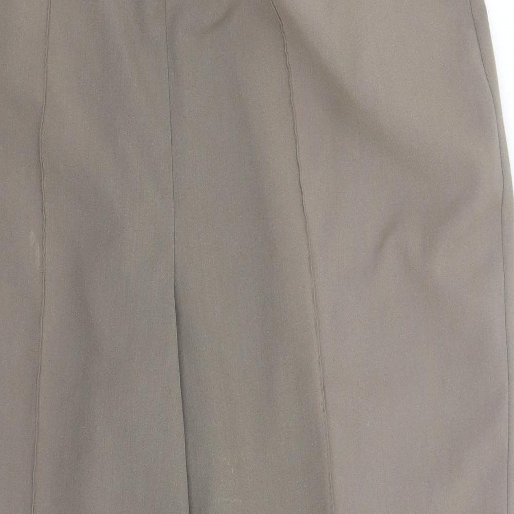BM Womens Green   Trousers  Size 16 L27 in