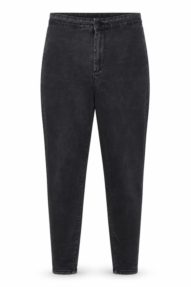Front view of Denim Co. women’s black denim skinny jeans, size UK 14, 26-inch leg