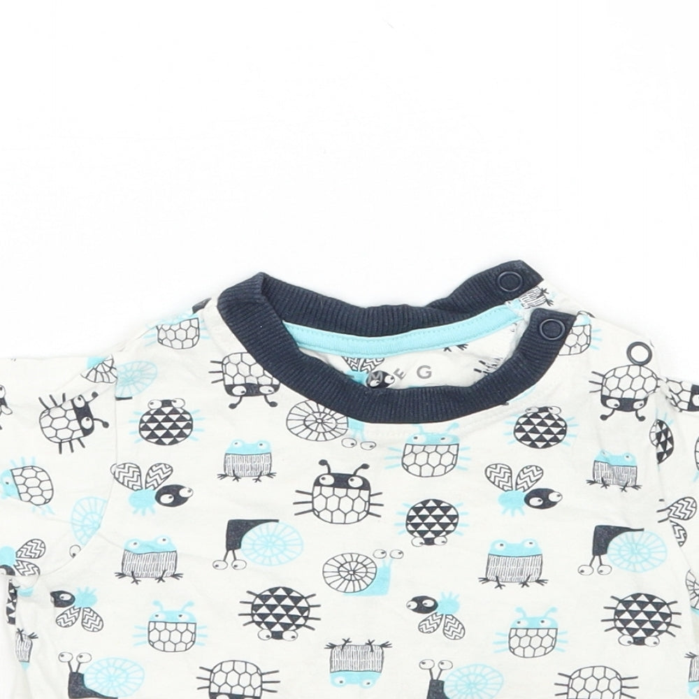 Nutmeg Boys White Geometric  Basic T-Shirt Size 9-12 Months