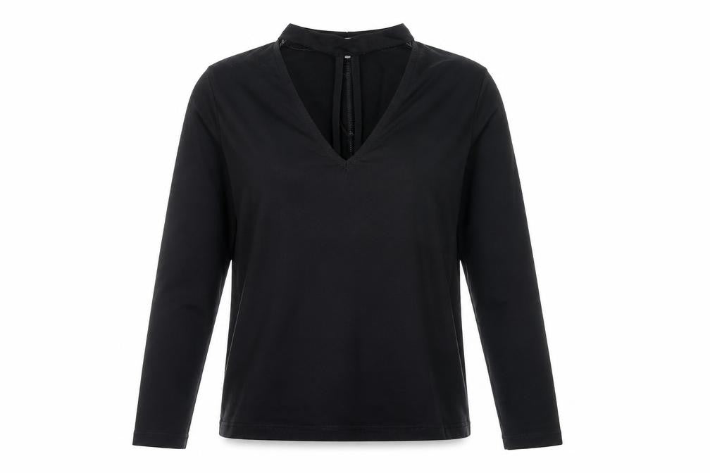 Front view of ASOS women’s black basic t-shirt, size UK 6