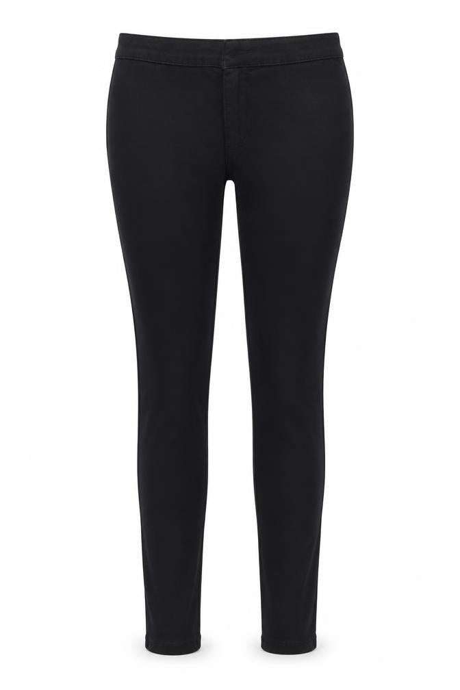 Front view of Denim & Co. women’s black skinny jeans, size UK 10, 29.5-inch leg