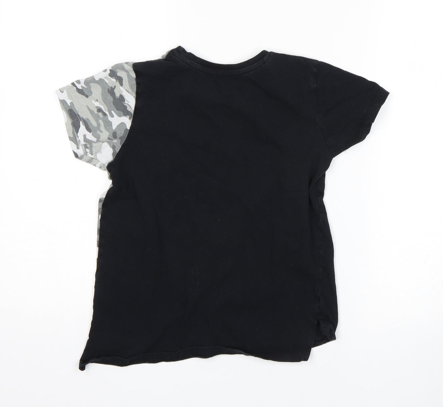 Primark Boys Multicoloured Camouflage  Basic T-Shirt Size 7-8 Years